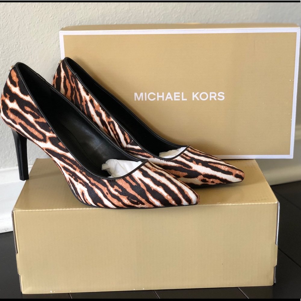 Michael Kors Dorothy Flex Pumps